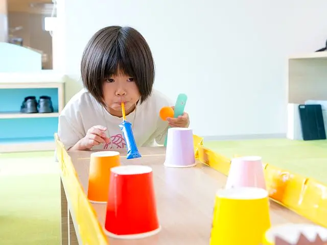 コップを使った工作コーナー｜ははは祭り｜刈谷市のこども歯科キッズデンタルステーション